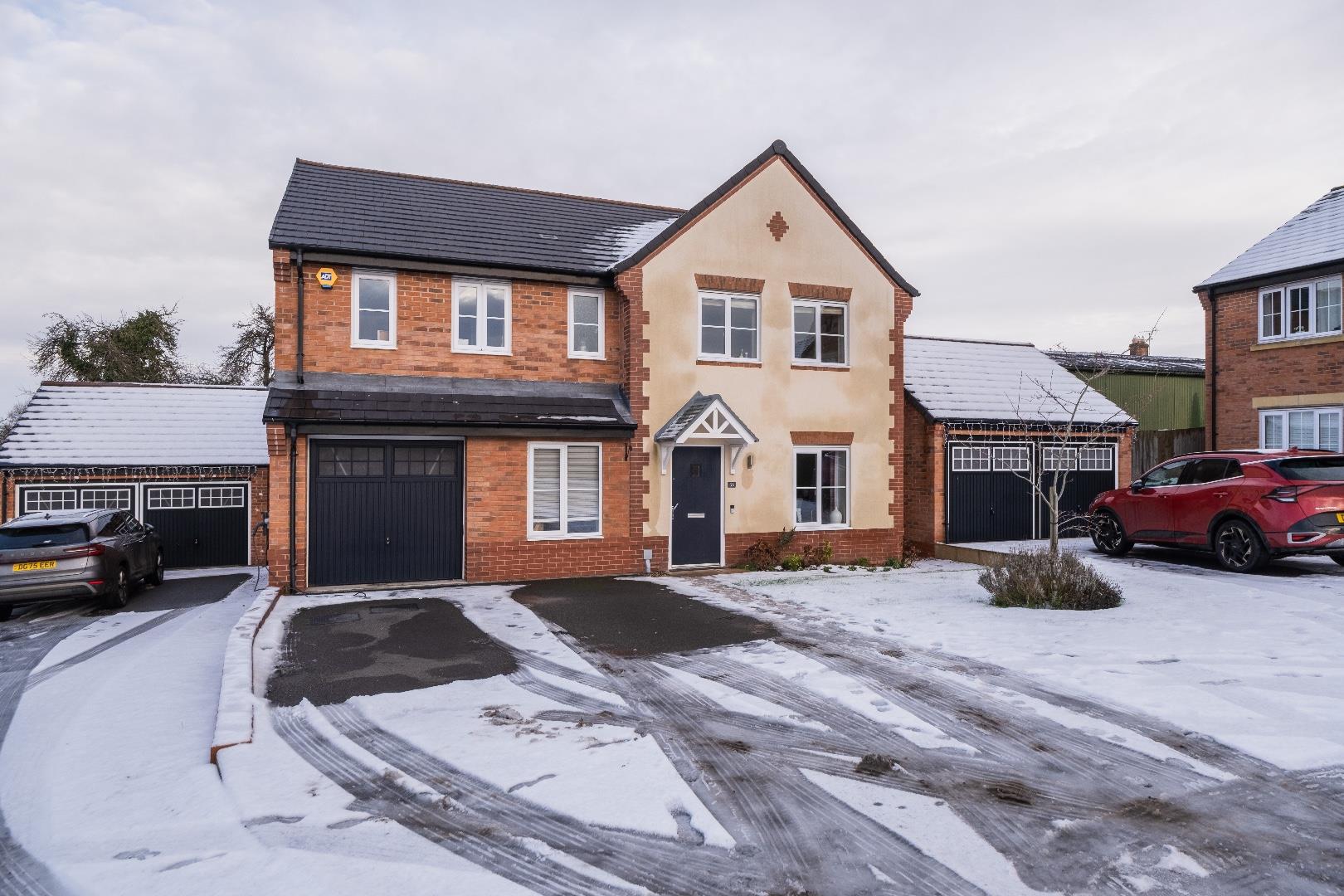 5 bedroom  Detached House for Sale in Tarvin